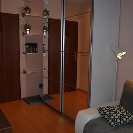 Jurincom Apartmán *