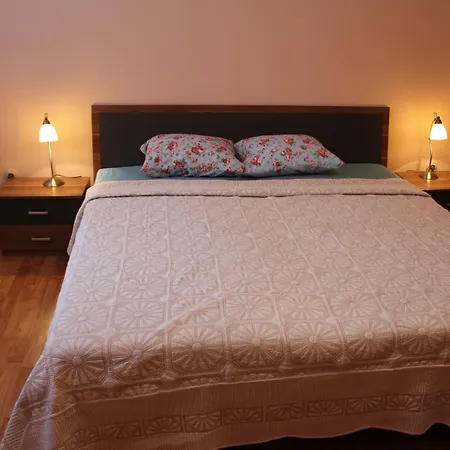 Apartment Jurincom