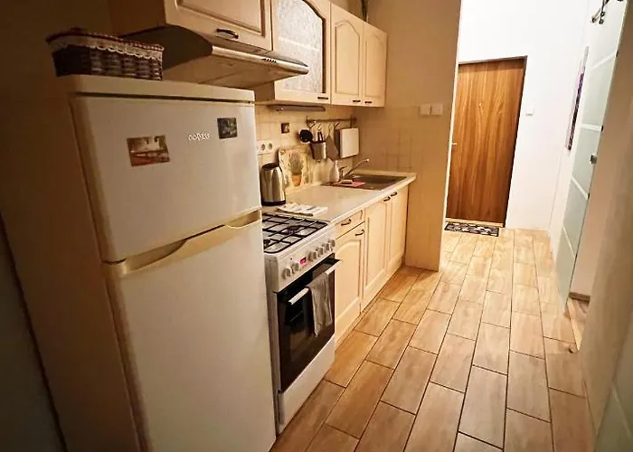 Jurincom Apartment